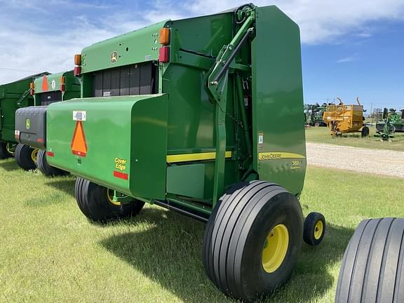 Image of John Deere 569 MegaWide Plus equipment image 2