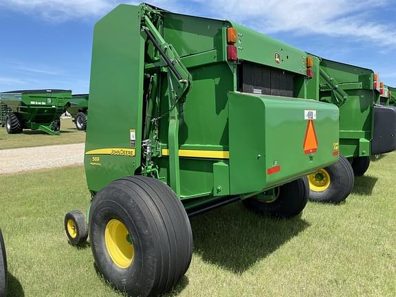 Image of John Deere 569 MegaWide Plus equipment image 1