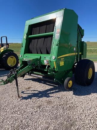 Image of John Deere 569 MegaWide Plus equipment image 1