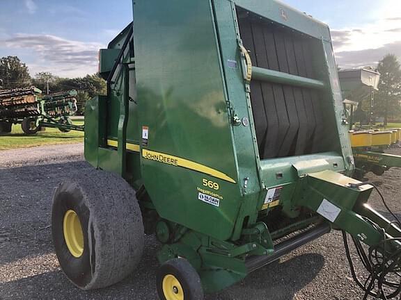 Image of John Deere 569 equipment image 1