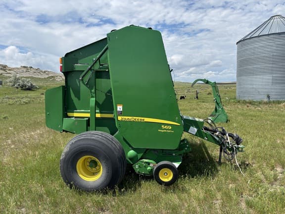 Image of John Deere 569 equipment image 3