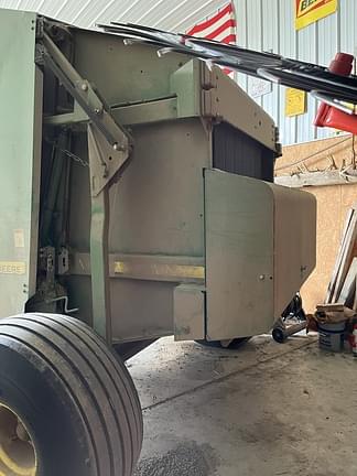 Image of John Deere 569 MegaWide Plus equipment image 4