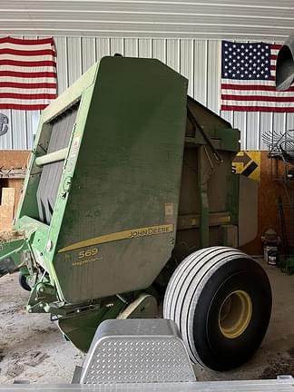 Image of John Deere 569 MegaWide Plus equipment image 1
