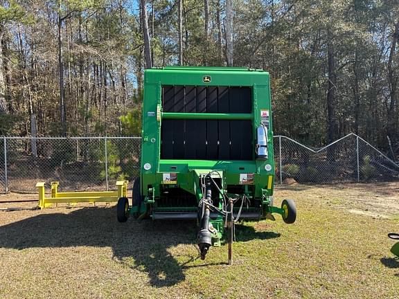 Image of John Deere 569 MegaWide Plus equipment image 1