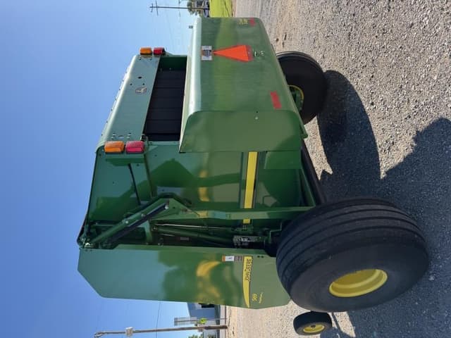 Image of John Deere 569 equipment image 4