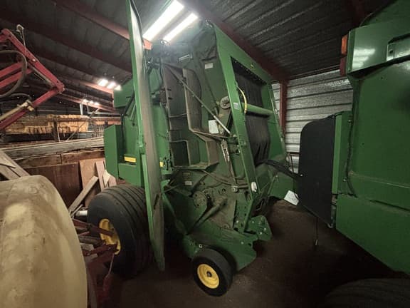 Image of John Deere 569 MegaWide Plus equipment image 2
