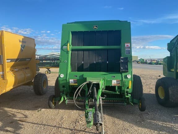 Image of John Deere 569 MegaWide Plus equipment image 2