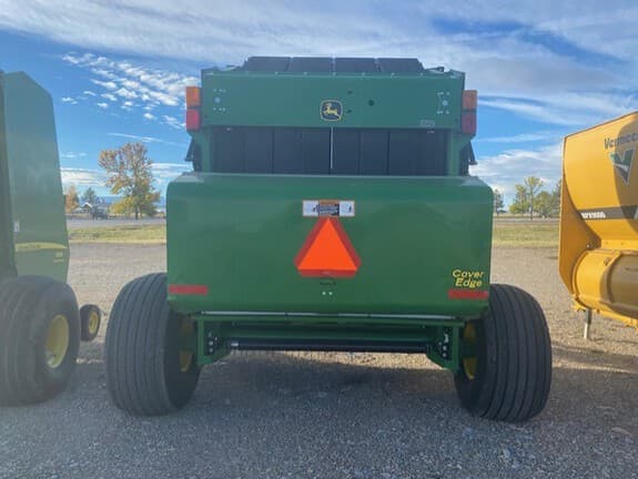 Image of John Deere 569 MegaWide Plus equipment image 4