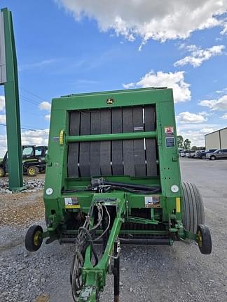 Image of John Deere 569 MegaWide Plus equipment image 4