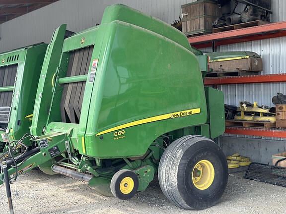 Image of John Deere 569 Premium Image 0