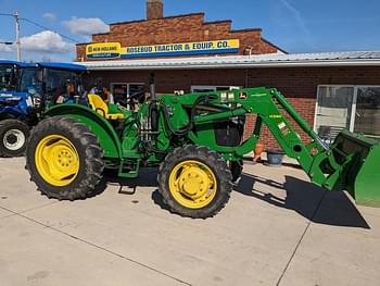 2015 John Deere 5045E Equipment Image0