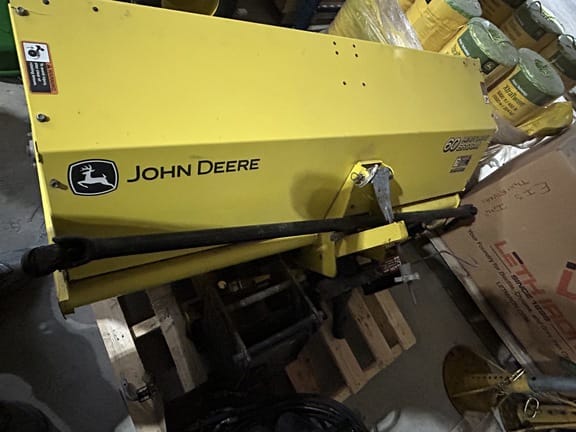 2015 John Deere 60 Heavy Duty Broom Equipment Image0