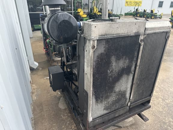 Image of John Deere 6068HF285 equipment image 2
