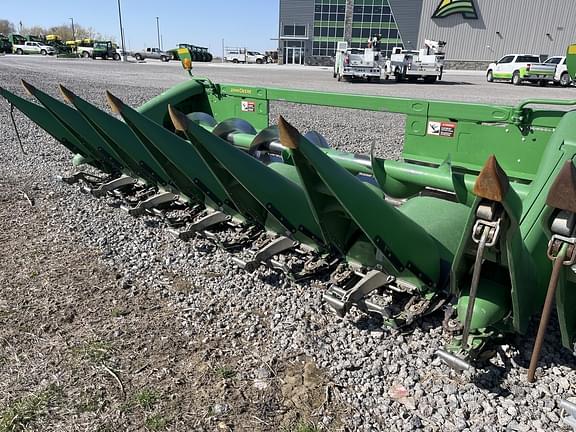 Image of John Deere 606C equipment image 2