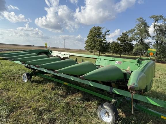 Image of John Deere 608C Primary image