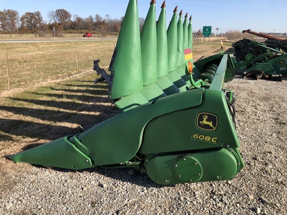 Main image John Deere 608C