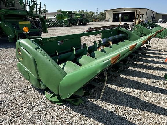 Image of John Deere 608C equipment image 1