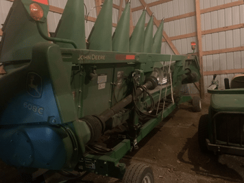 Main image John Deere 608C