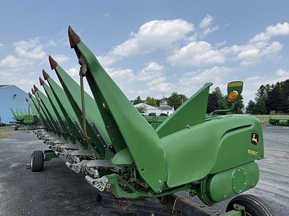 Image of John Deere 608C equipment image 3