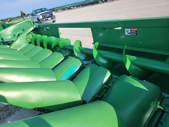 Image of John Deere 608C equipment image 4