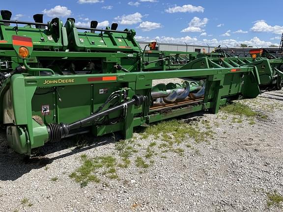 Image of John Deere 608C equipment image 3