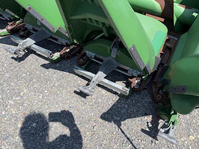 Image of John Deere 608C equipment image 2