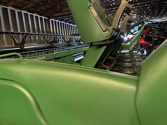 Image of John Deere 608C equipment image 3