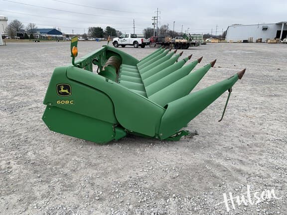 Image of John Deere 608C equipment image 2