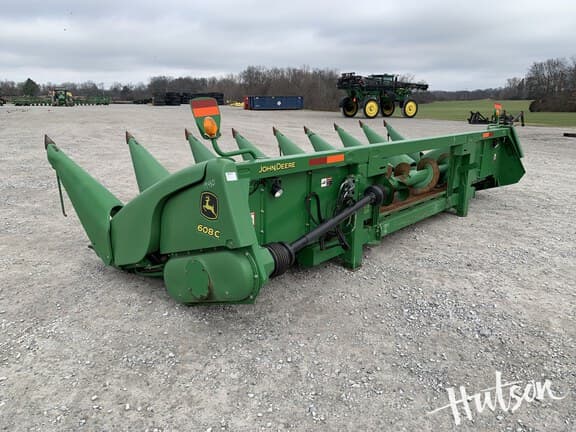 Image of John Deere 608C equipment image 3