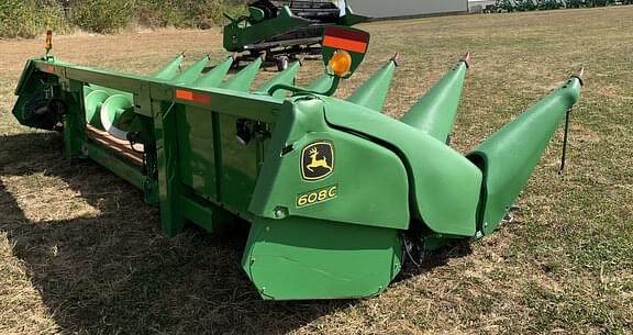 Image of John Deere 608C equipment image 2