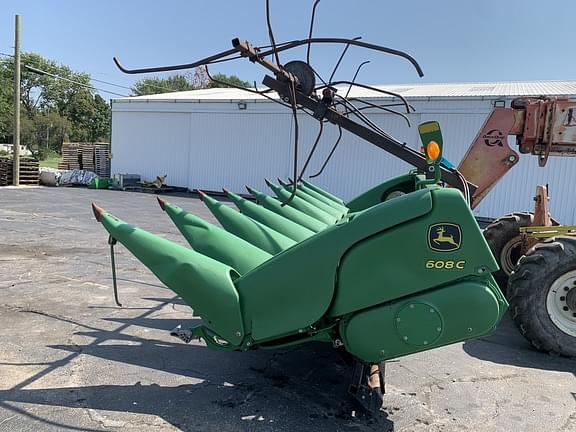 Image of John Deere 608C equipment image 1