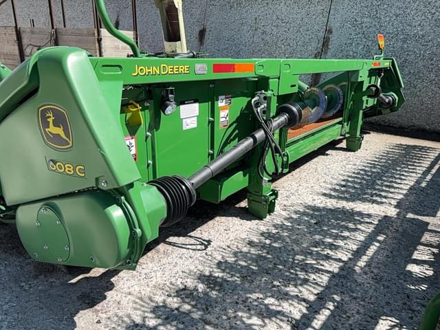 Image of John Deere 608C equipment image 2