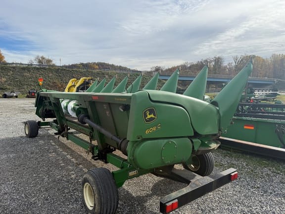 2015 John Deere 608C Equipment Image0