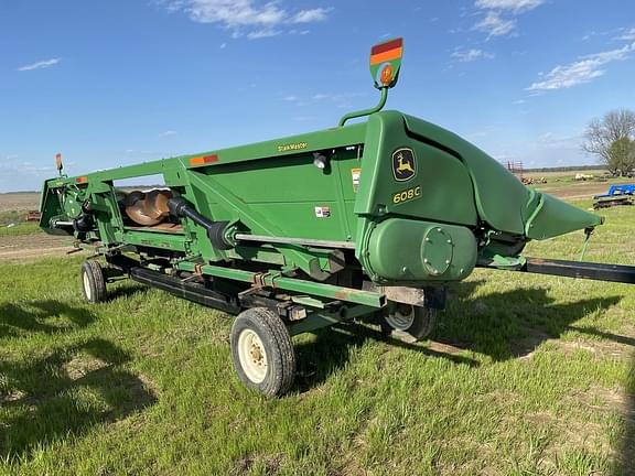 Image of John Deere 608C equipment image 3