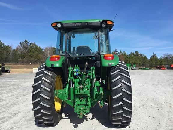 Image of John Deere 6105D equipment image 3