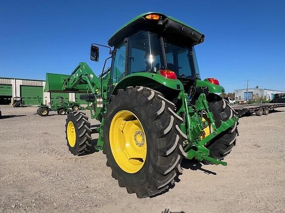 Image of John Deere 6105D equipment image 1