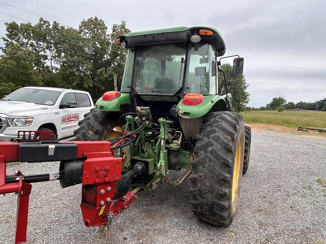 Image of John Deere 6105D equipment image 3