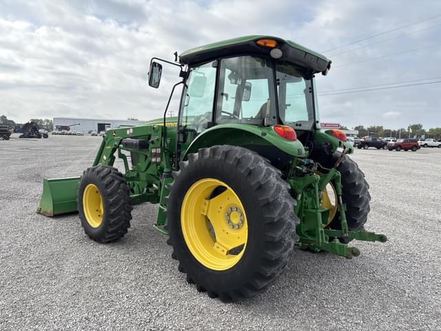 Image of John Deere 6105D equipment image 4