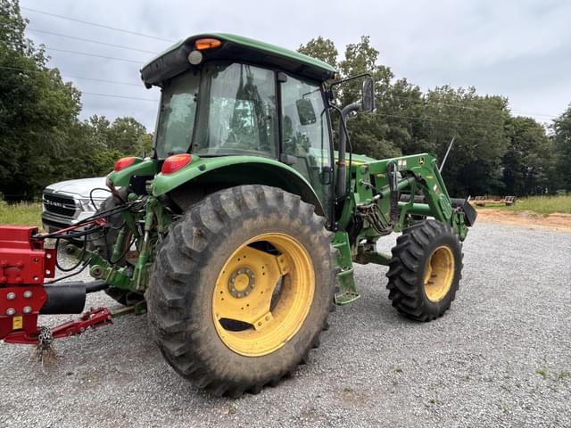 Image of John Deere 6105D equipment image 2