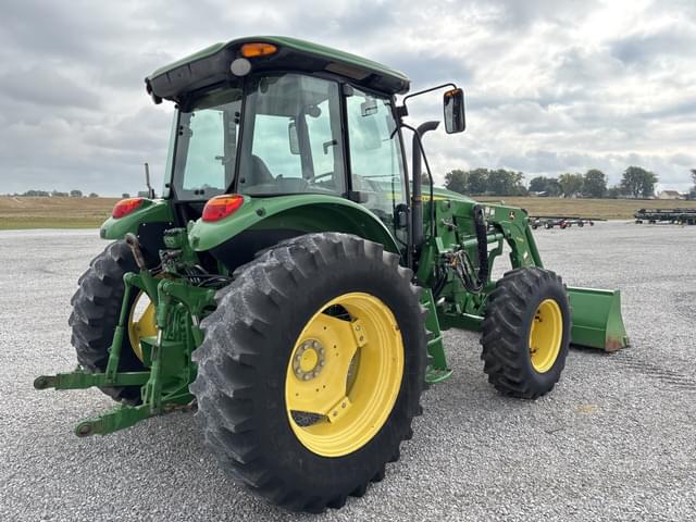 Image of John Deere 6105D equipment image 2