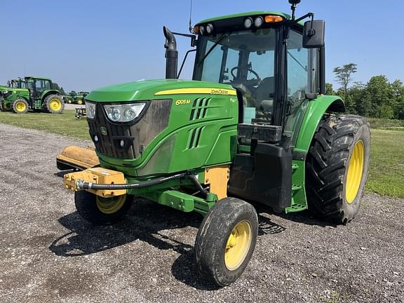 Image of John Deere 6105M equipment image 2