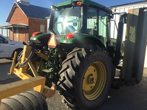 Image of John Deere 6105M equipment image 4