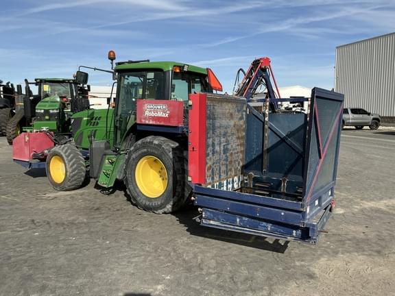 Image of John Deere 6105M equipment image 2