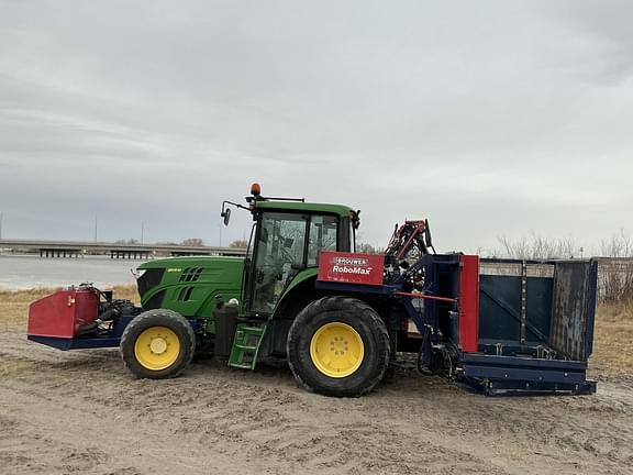 Image of John Deere 6105M equipment image 1