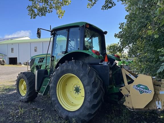 Image of John Deere 6105M equipment image 2