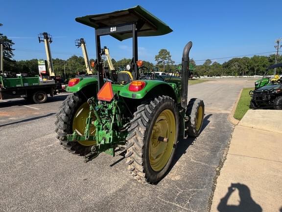 Image of John Deere 6105M equipment image 2