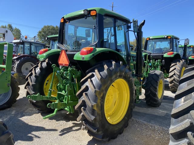 Image of John Deere 6105M equipment image 2
