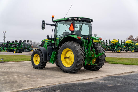 Image of John Deere 6110R equipment image 2