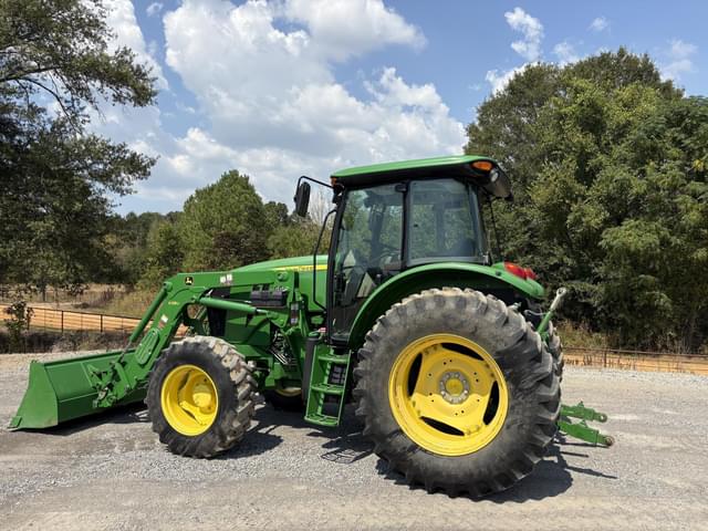 Image of John Deere 6115D equipment image 4