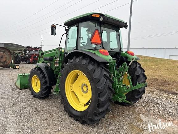 Image of John Deere 6115D equipment image 2